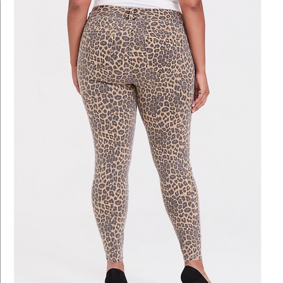 Torrid Super stretch Leopard Jeggings - Picture 2 of 2